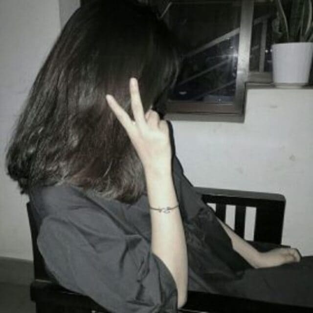 Avatar ảnh girl che mặt lạnh lùng
