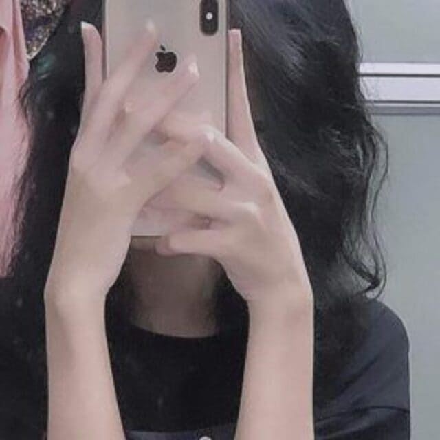 Avatar ảnh girl che mặt lạnh lùng