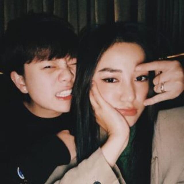 Avatar ảnh girl che mặt lạnh lùng