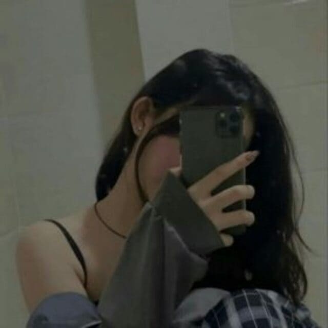 Avatar ảnh girl che mặt lạnh lùng