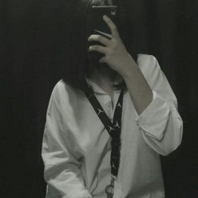 Avatar ảnh girl che mặt lạnh lùng