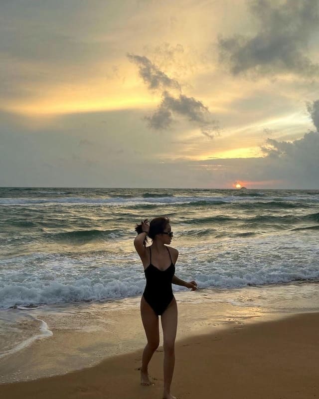 Avatar ảnh girl che mặt lạnh lùng