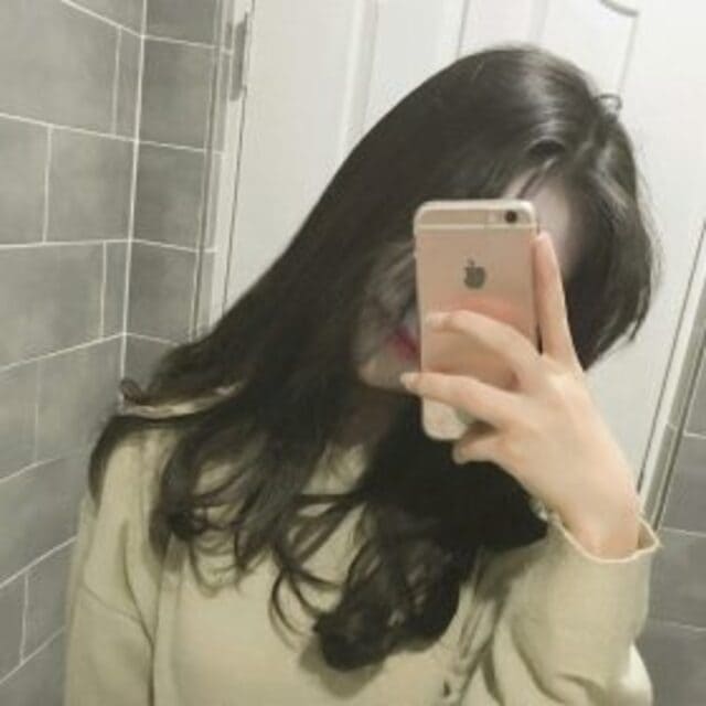 Avatar ảnh girl che mặt lạnh lùng
