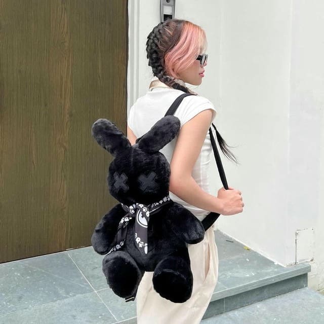 Avatar ảnh girl che mặt lạnh lùng