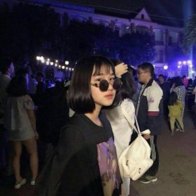 Avatar ảnh girl che mặt lạnh lùng