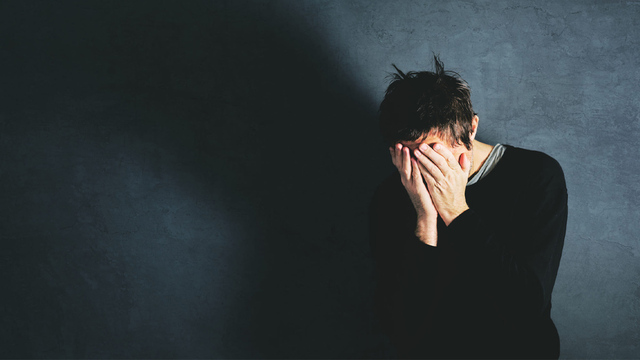 tải hình ảnh buồn khóc